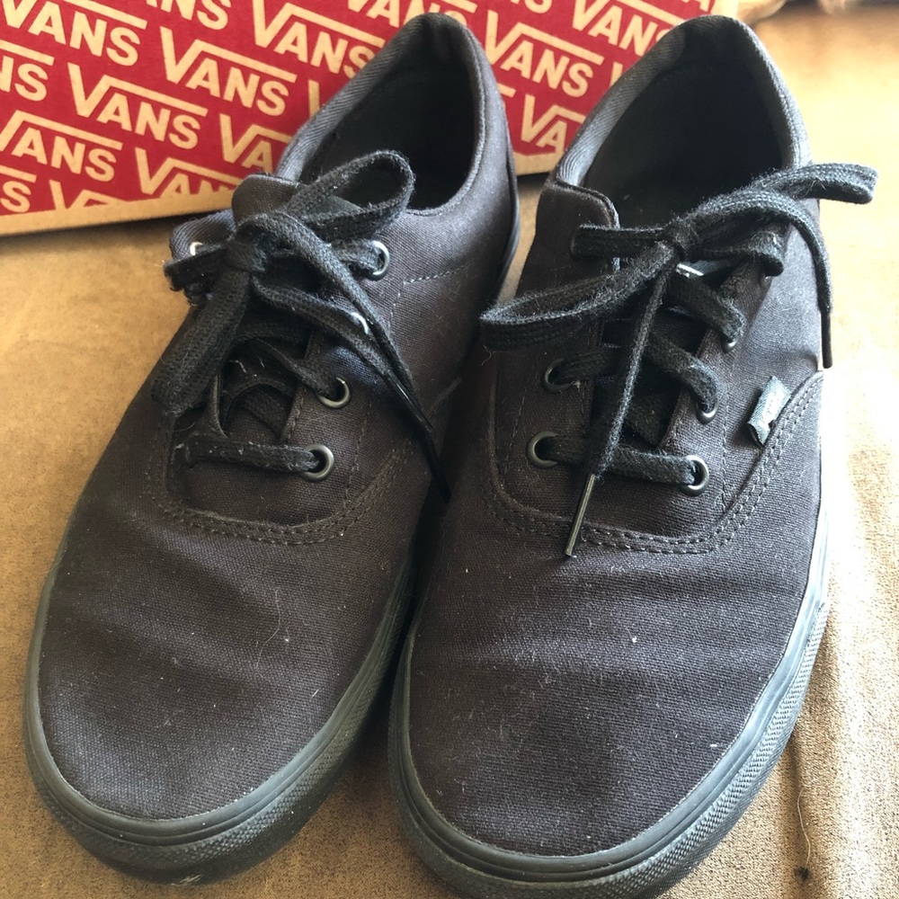 All black Vans